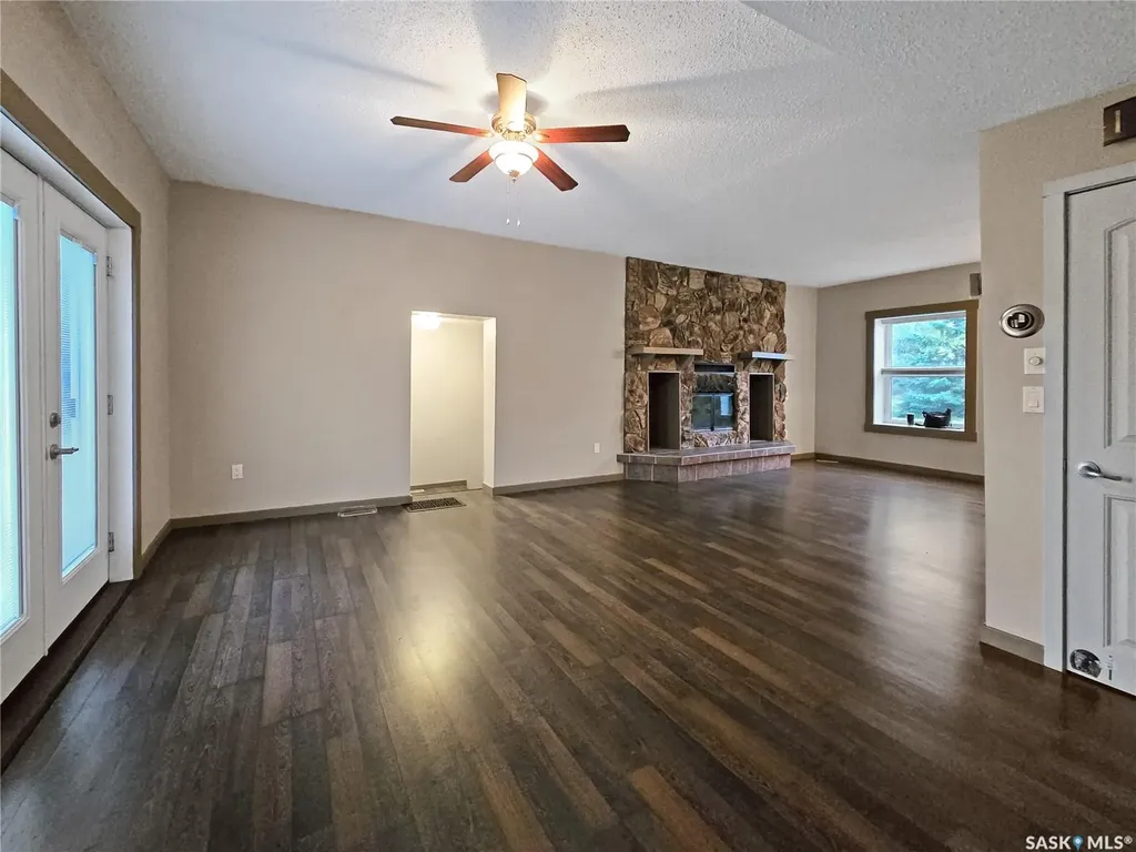 304 Eberts Street Indian Head SK S0G 2K0