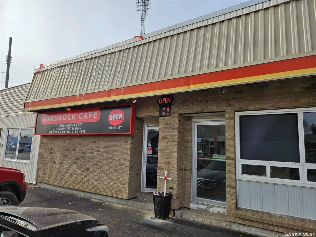 7 Broadway Street Redvers SK S0C 2H0