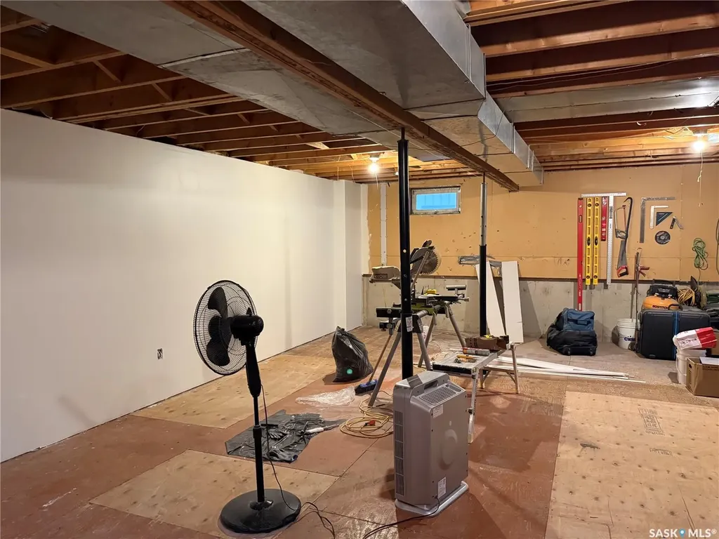 912 Larson Crescent Eston SK S0L 1A0