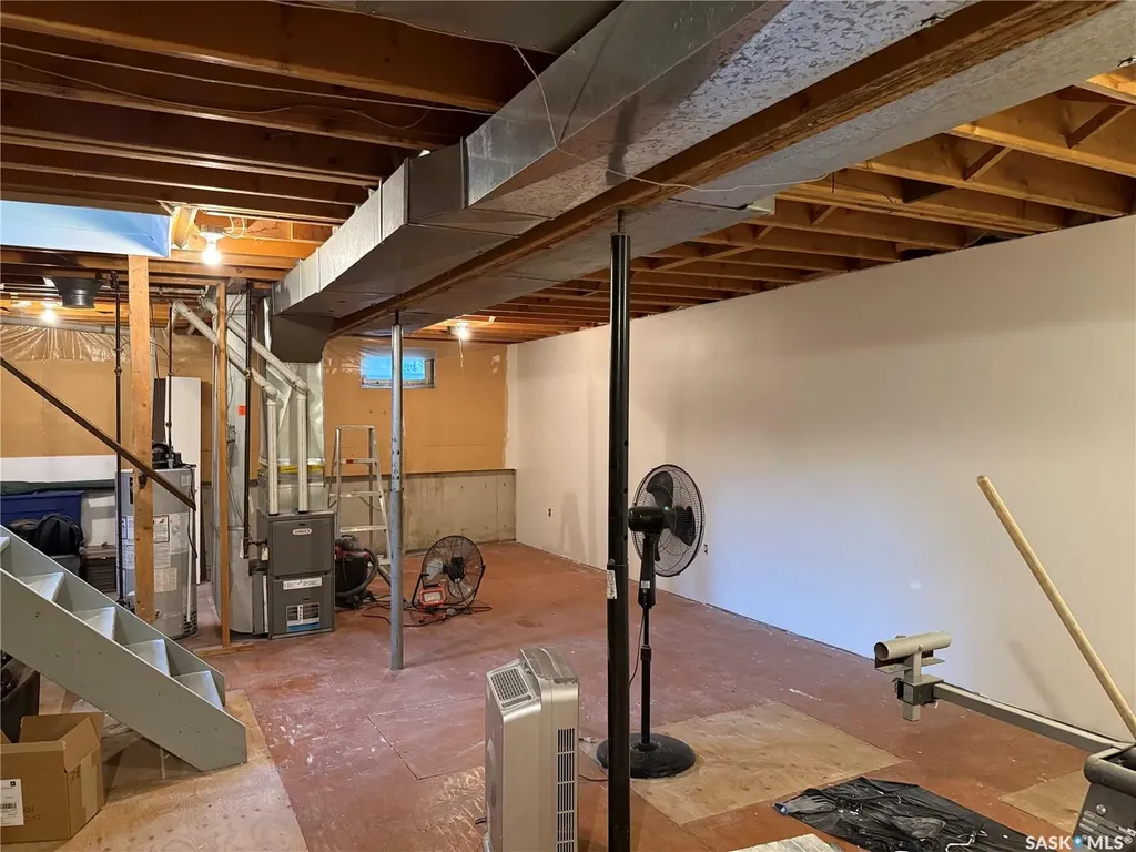 912 Larson Crescent Eston SK S0L 1A0