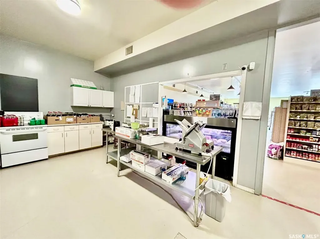 307 Main Street Radisson SK S0K 3L0