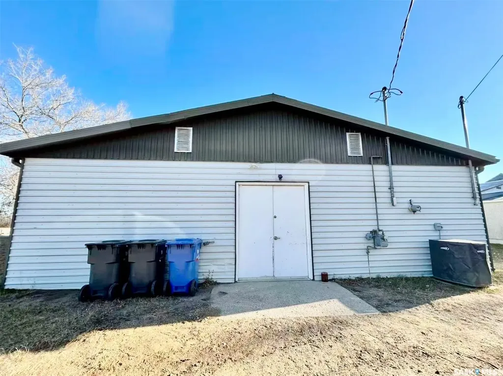 307 Main Street Radisson SK S0K 3L0