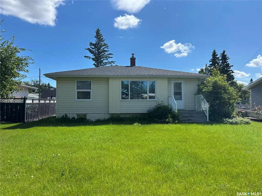 530 5th Street NE Wadena SK S0A 4J0