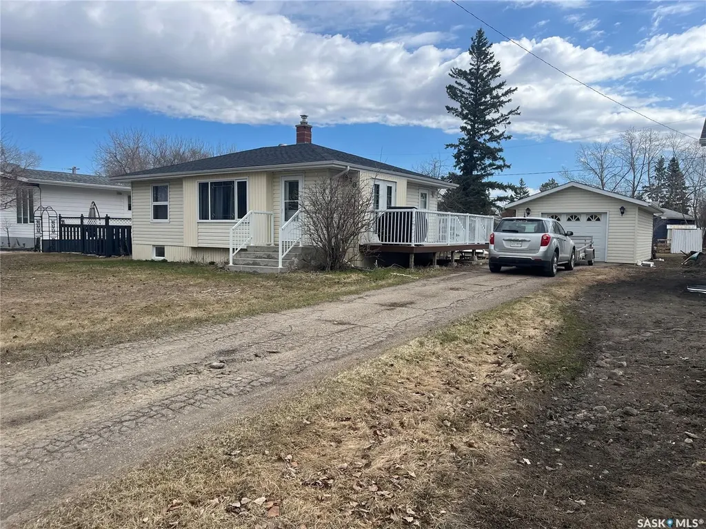 530 5th Street NE Wadena SK S0A 4J0