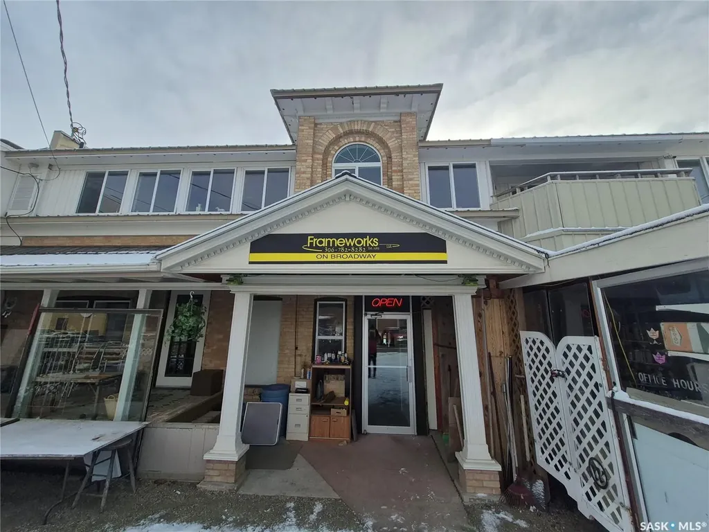 57 Broadway Street E Yorkton SK S3N 0K6