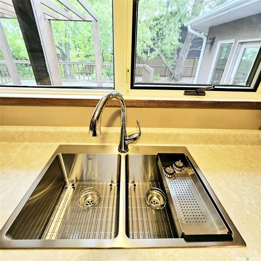 515 Grant Bay Esterhazy SK S0A 0X0