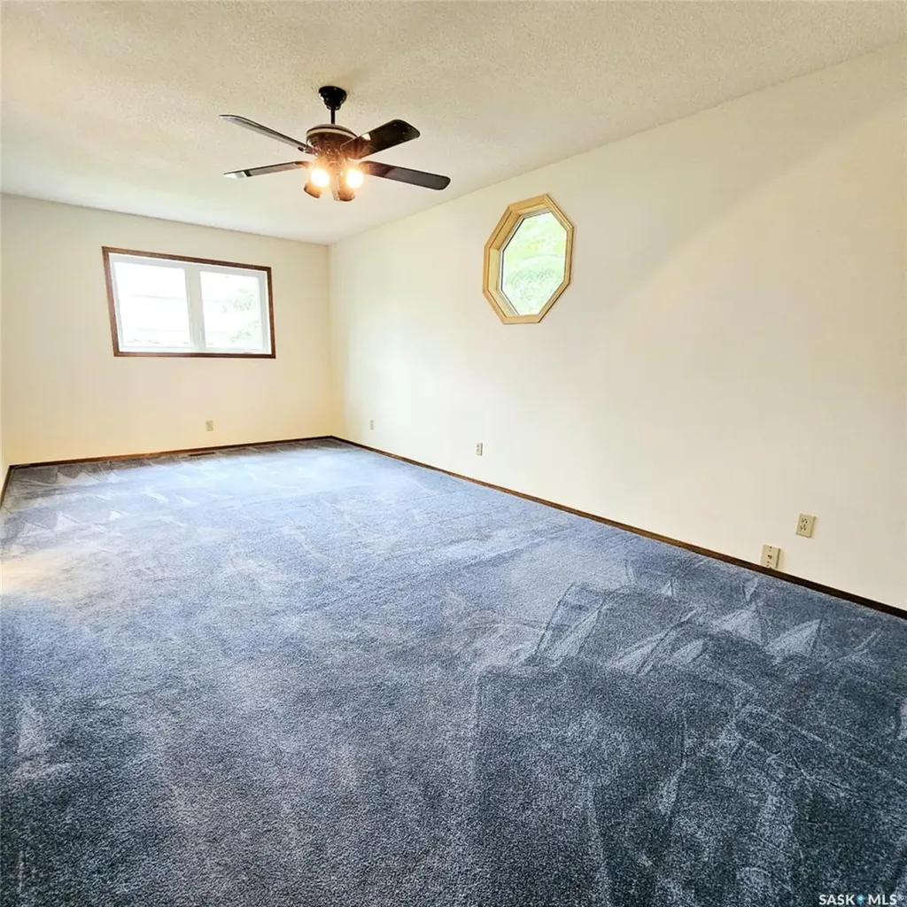 515 Grant Bay Esterhazy SK S0A 0X0