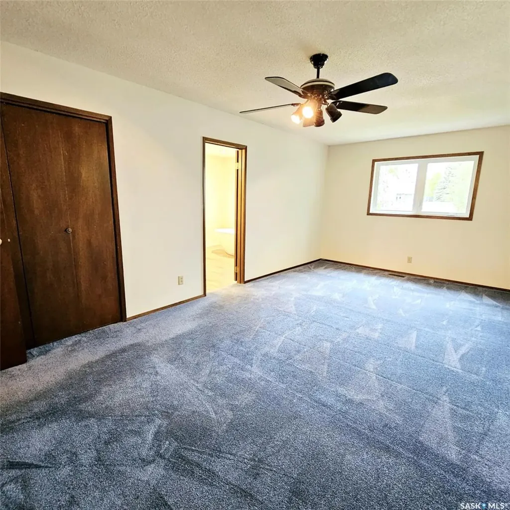 515 Grant Bay Esterhazy SK S0A 0X0