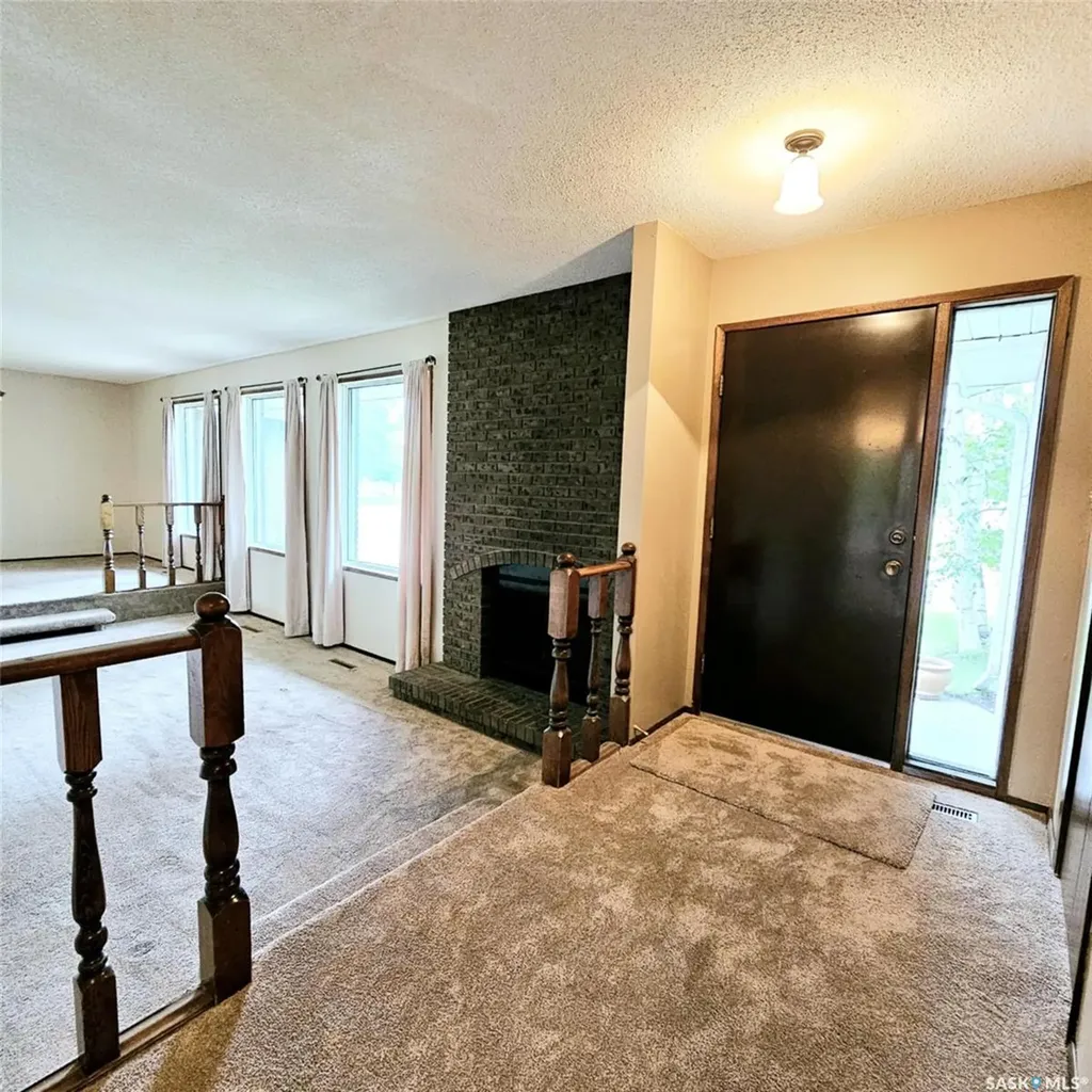 515 Grant Bay Esterhazy SK S0A 0X0