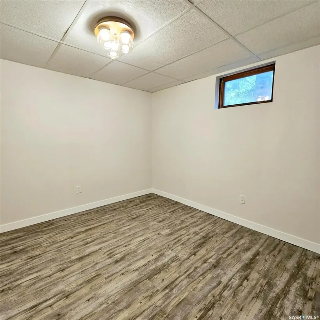 515 Grant Bay Esterhazy SK S0A 0X0