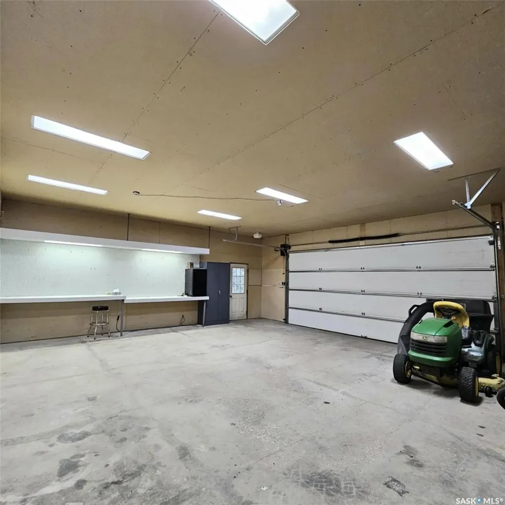 515 Grant Bay Esterhazy SK S0A 0X0