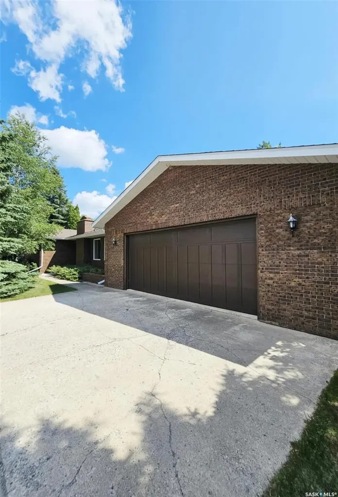 515 Grant Bay Esterhazy SK S0A 0X0