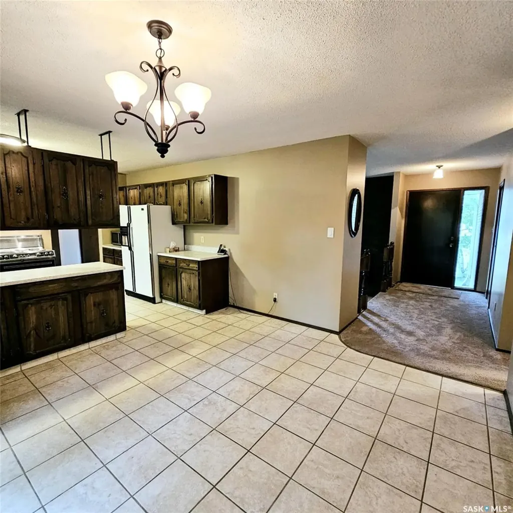 515 Grant Bay Esterhazy SK S0A 0X0