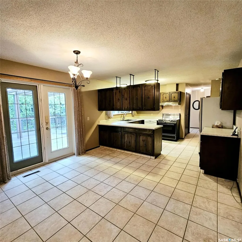 515 Grant Bay Esterhazy SK S0A 0X0