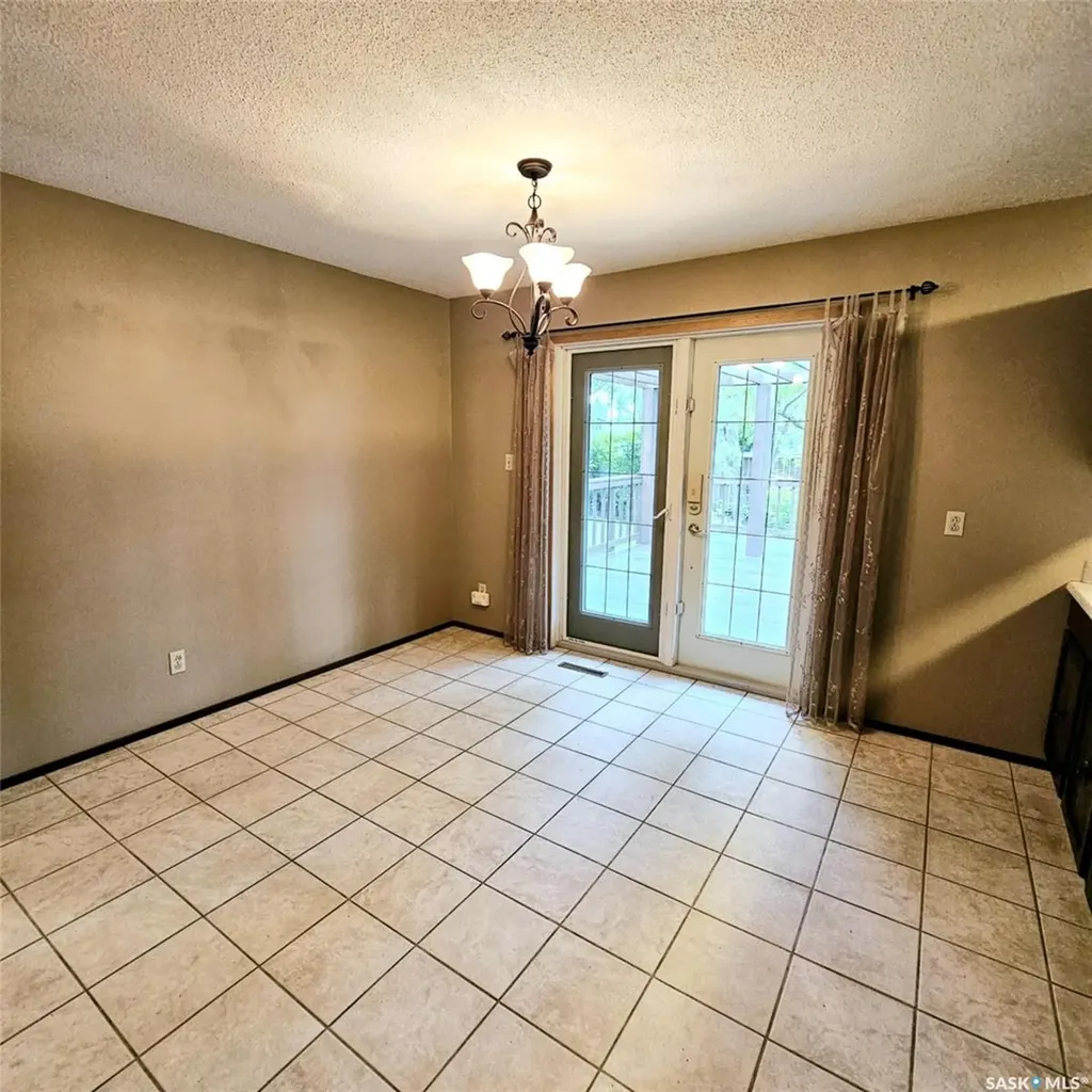 515 Grant Bay Esterhazy SK S0A 0X0