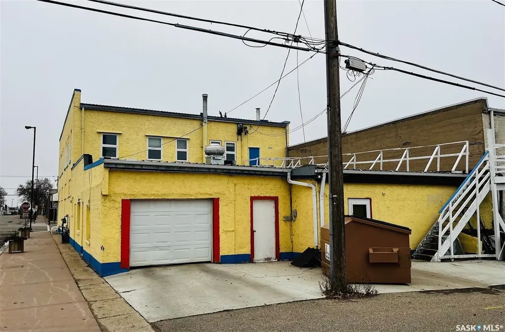 302 Main Street Melville SK S0A 2P0