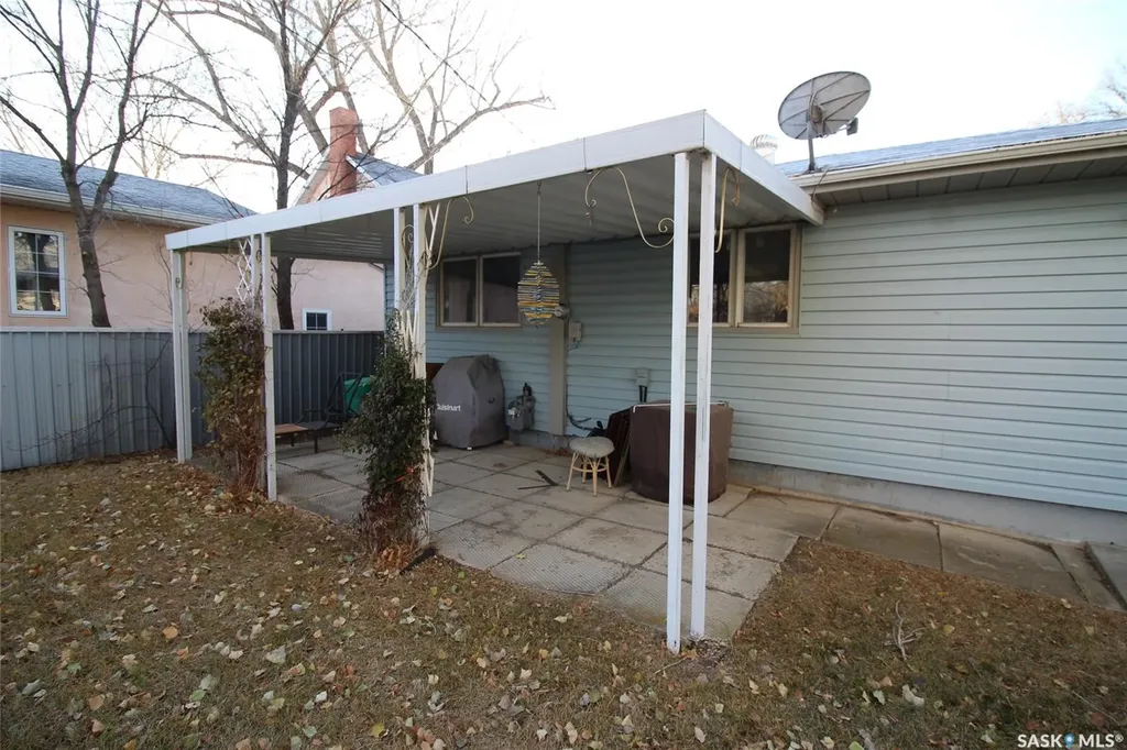 175 6th Avenue W Shaunavon SK S0N 2M0