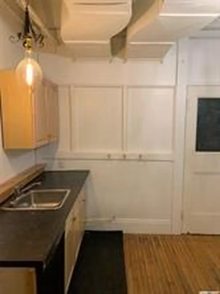 1855 Scarth Street Regina SK S4P 2G9