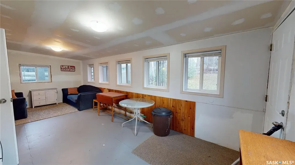 910 17th Avenue White Bear Ir 70 SK S0C 2S0