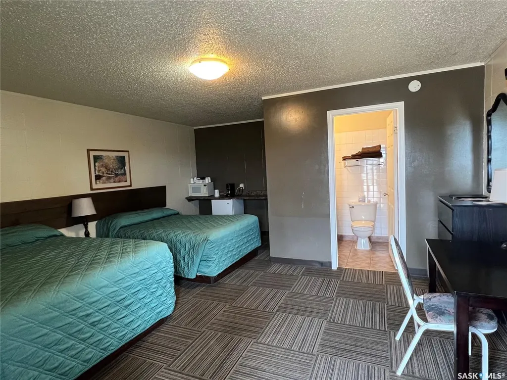 412 9th Street W Meadow Lake SK S9X 1S7