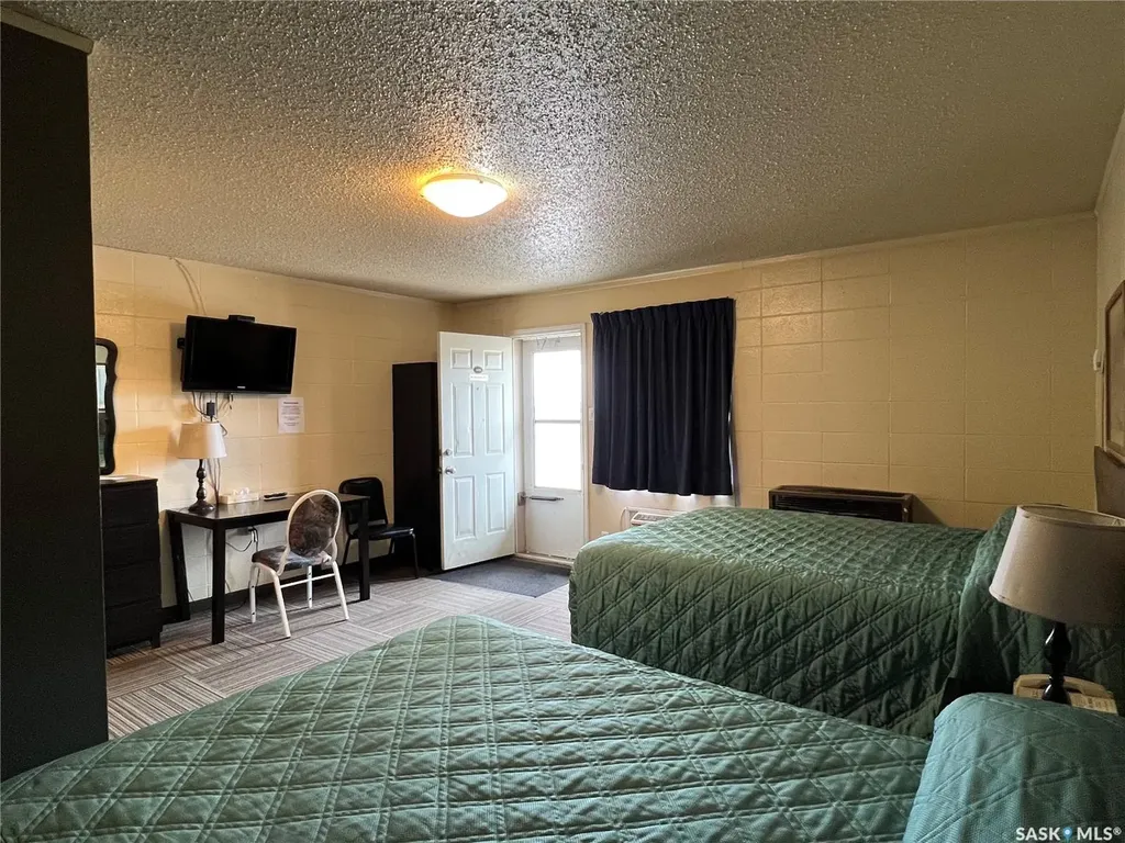 412 9th Street W Meadow Lake SK S9X 1S7