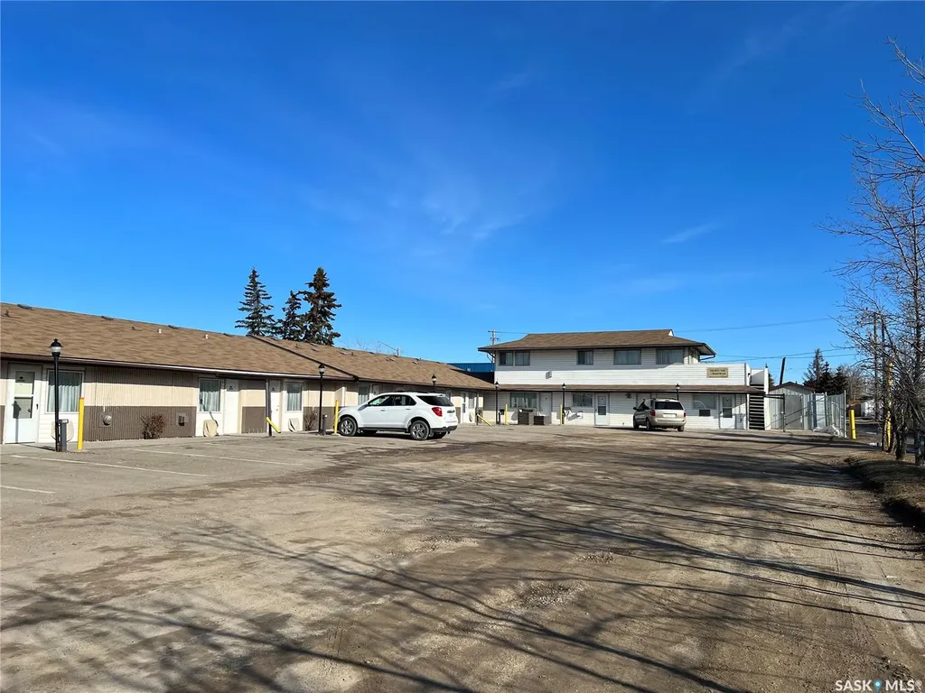 412 9th Street W Meadow Lake SK S9X 1S7