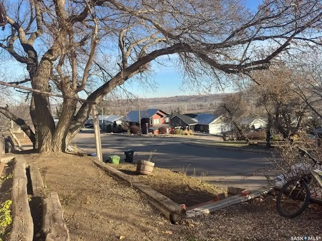 101 28th Street Battleford SK S0M 0E0