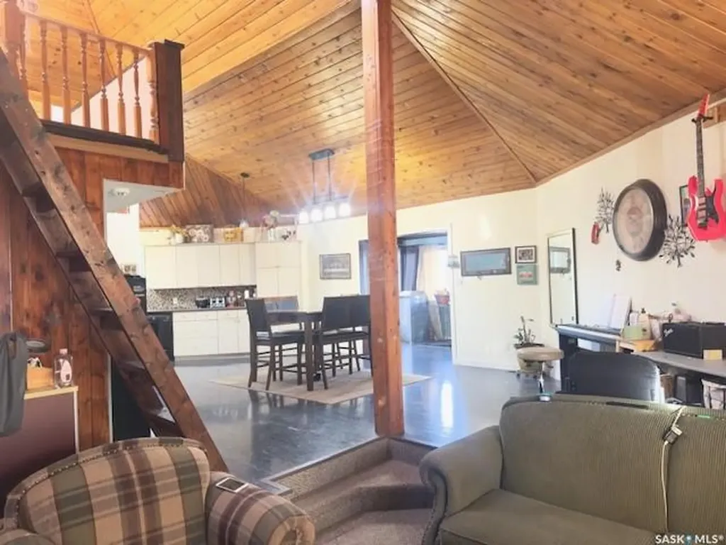 101 28th Street Battleford SK S0M 0E0