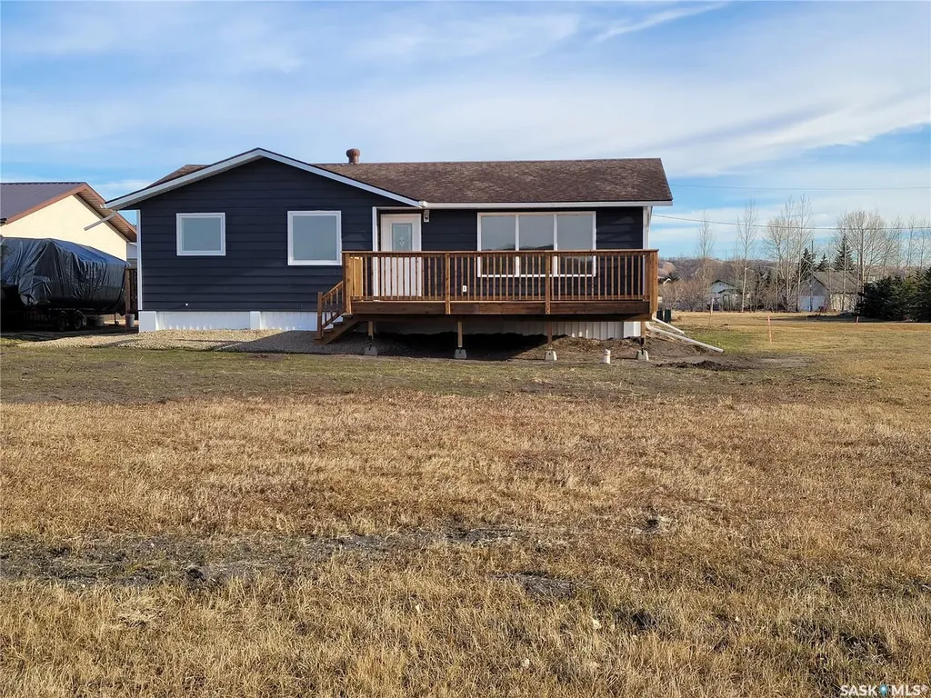 17 Larocque Drive Katepwa Beach SK S0G 2Y0