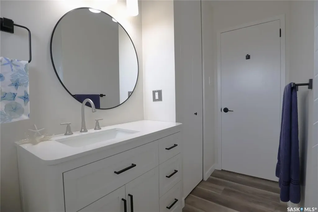 17 Larocque Drive Katepwa Beach SK S0G 2Y0