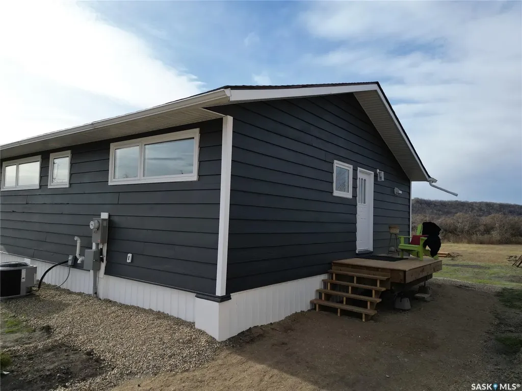 17 Larocque Drive Katepwa Beach SK S0G 2Y0