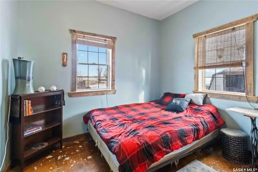 NW27 -45-6 W 3rd 40 Highway Blaine Lake SK S0J 1R0