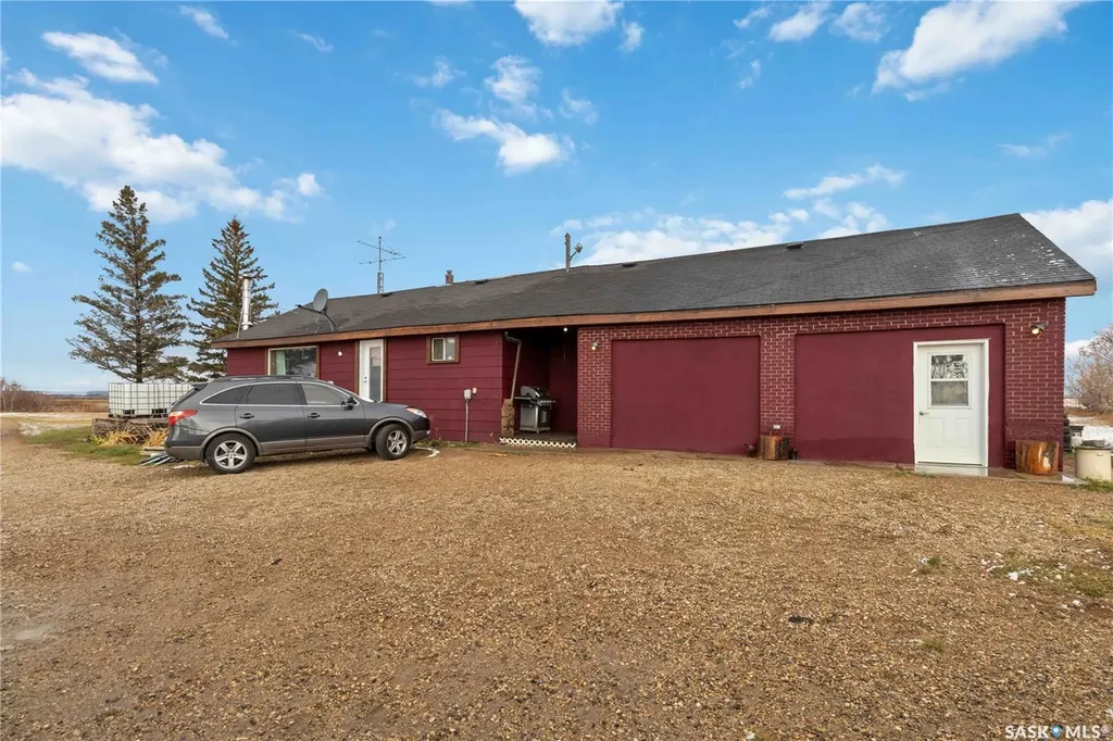 NW27 -45-6 W 3rd 40 Highway Blaine Lake SK S0J 1R0