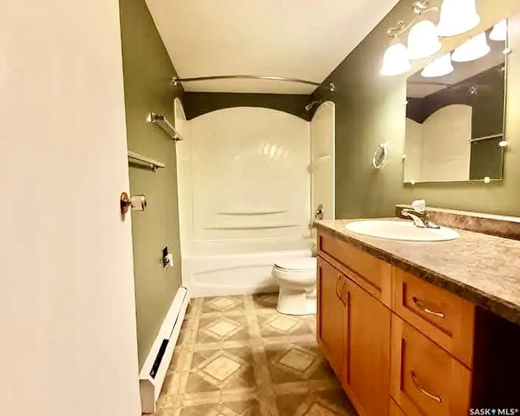 47 Centennial Street Regina SK S4S 6P8
