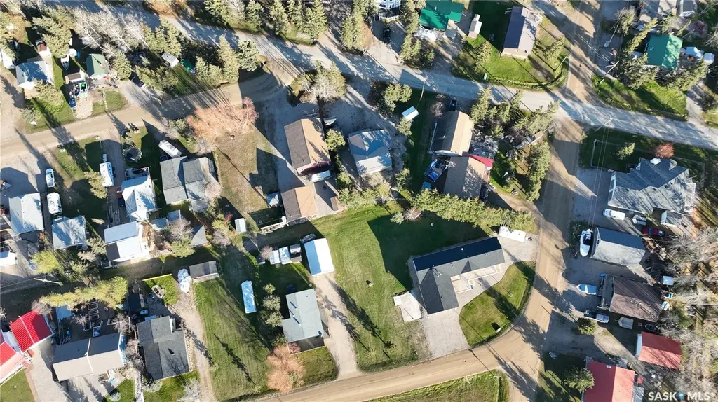 #6 Pine Crescent Candle Lake SK S0J 3E0
