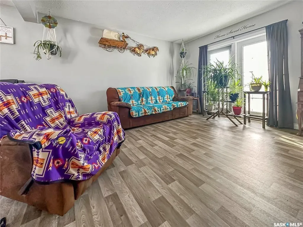 509 5th Avenue Whitewood SK S0G 5C0