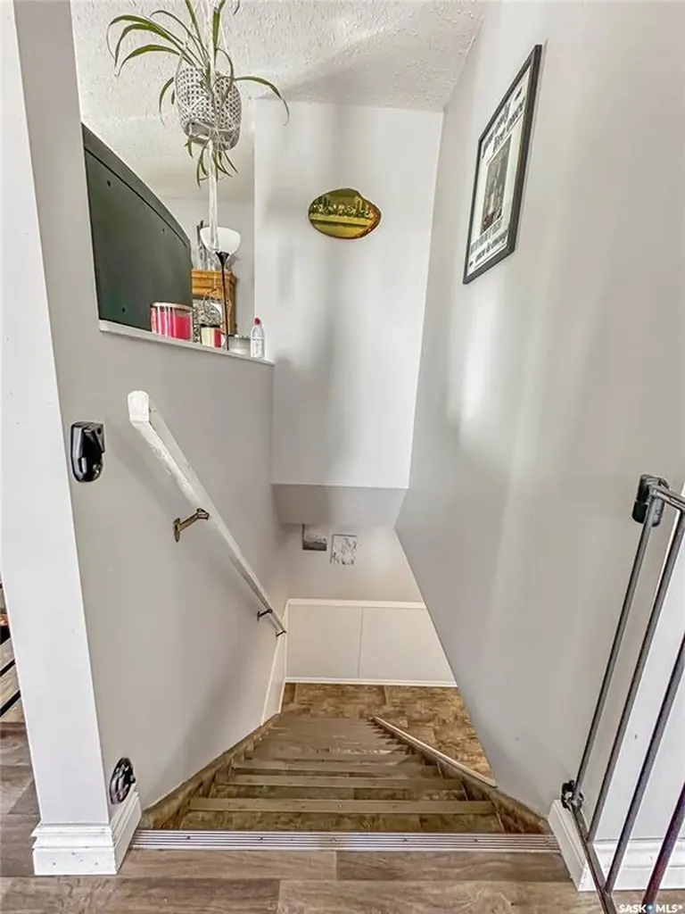 509 5th Avenue Whitewood SK S0G 5C0