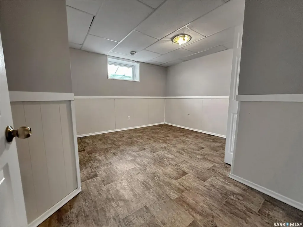 509 5th Avenue Whitewood SK S0G 5C0