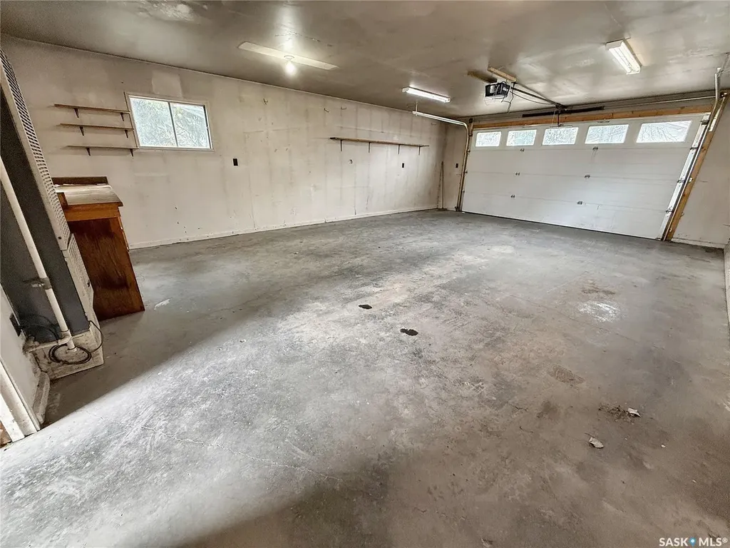 509 5th Avenue Whitewood SK S0G 5C0