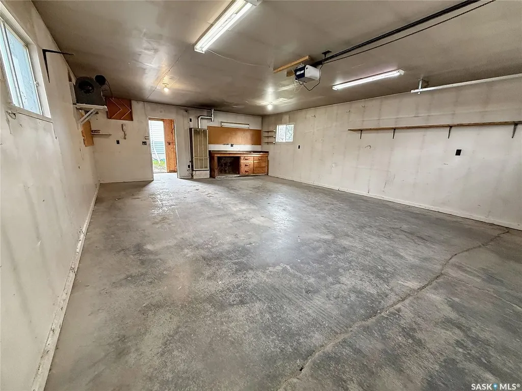 509 5th Avenue Whitewood SK S0G 5C0