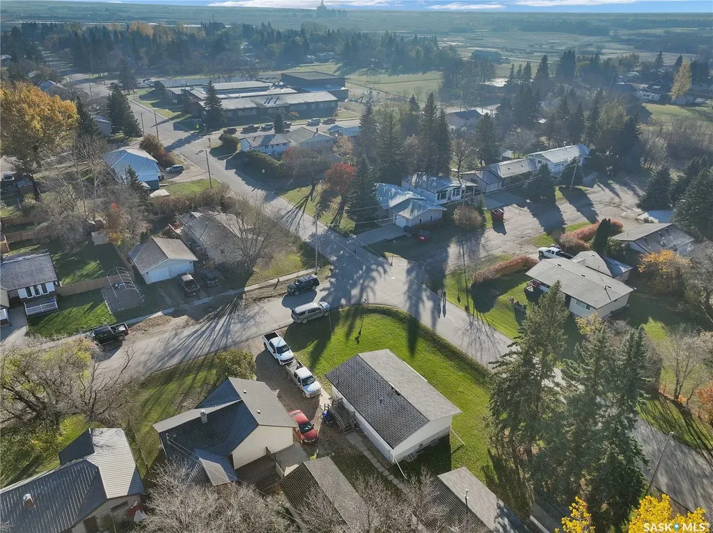 509 5th Avenue Whitewood SK S0G 5C0
