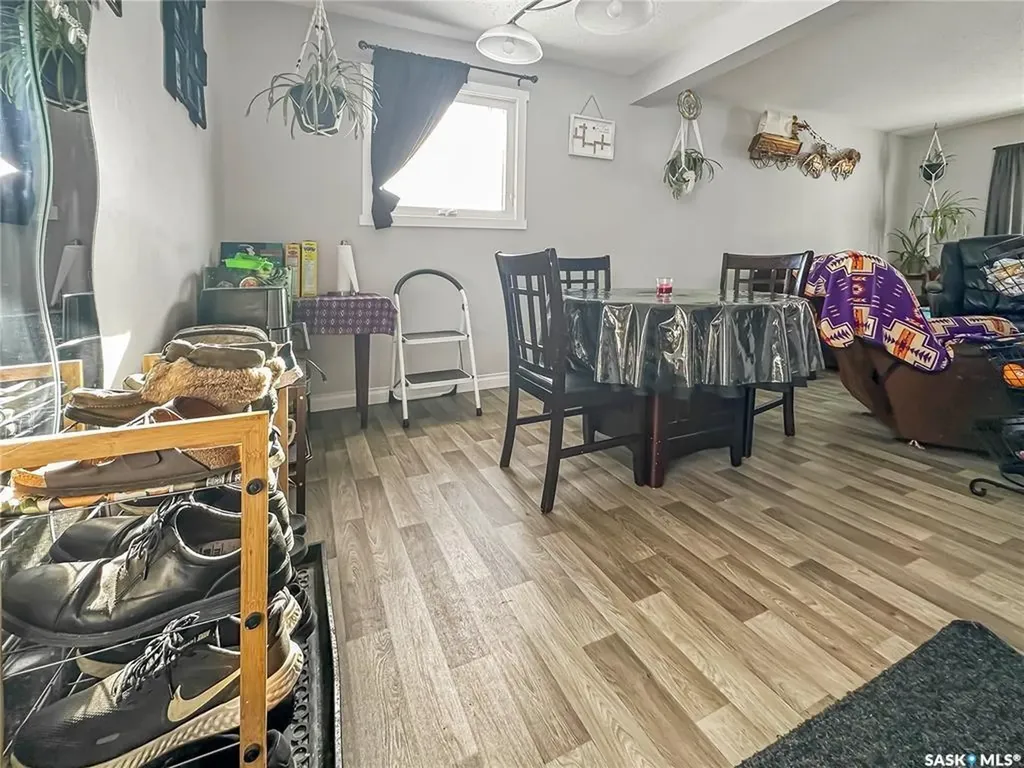 509 5th Avenue Whitewood SK S0G 5C0