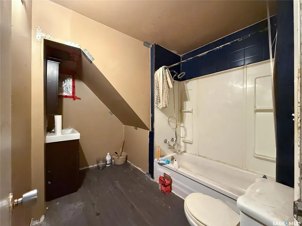 121 1st Avenue W Shaunavon SK S0N 2M0