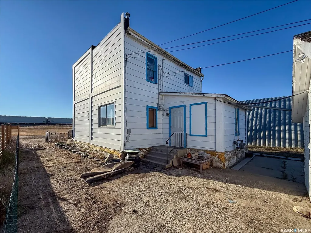 121 1st Avenue W Shaunavon SK S0N 2M0