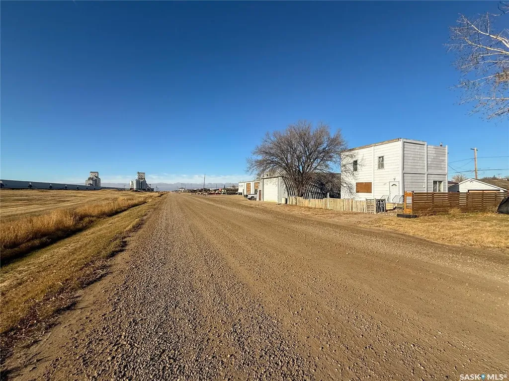 121 1st Avenue W Shaunavon SK S0N 2M0