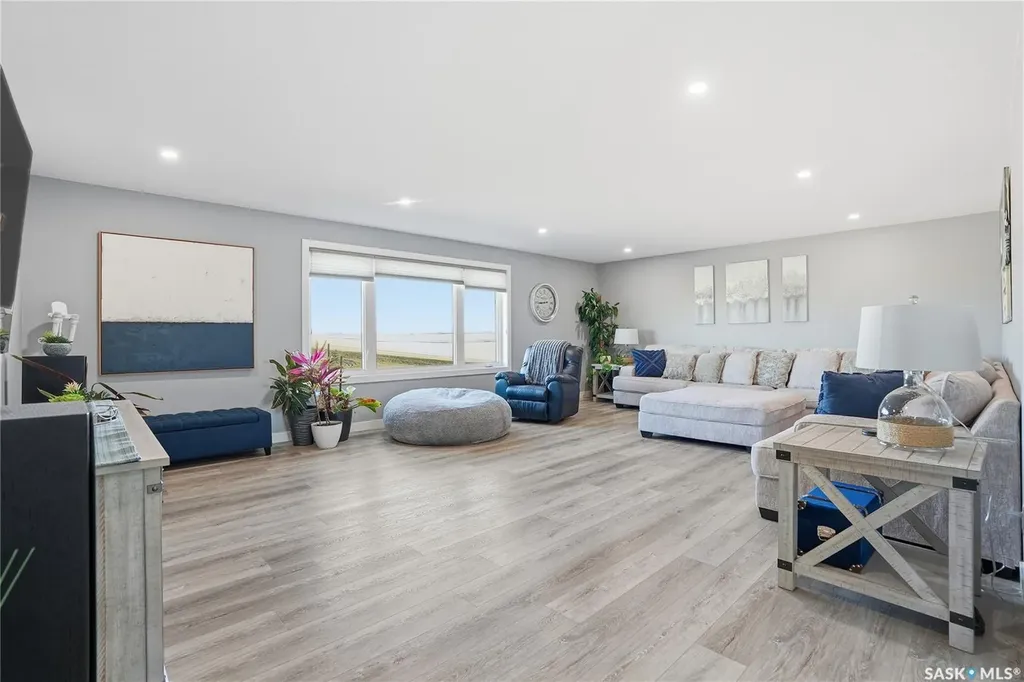 Rural Address Grant Rm No. 372 SK S0K 3W0