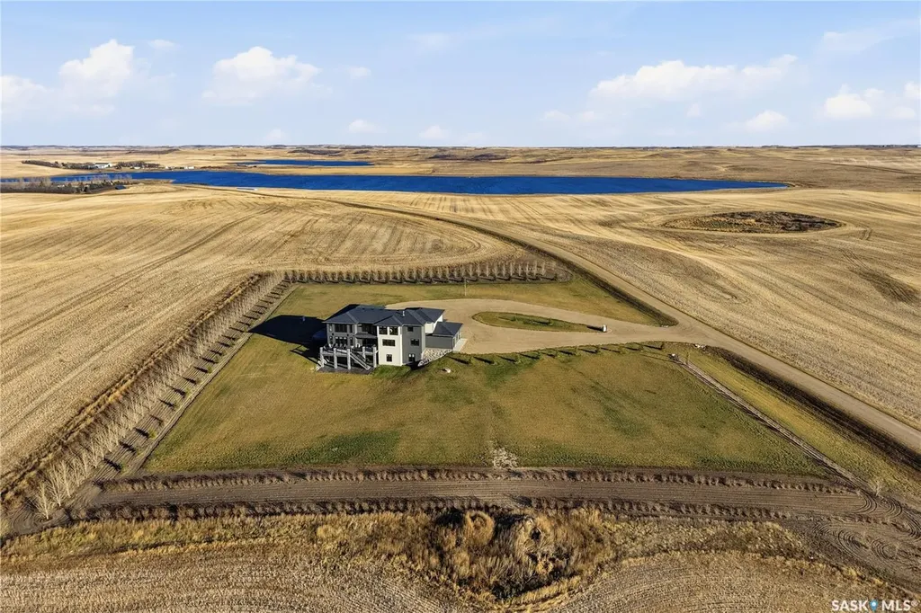 Rural Address Grant Rm No. 372 SK S0K 3W0