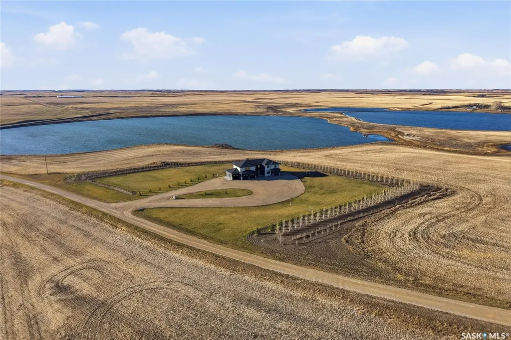 Rural Address Grant Rm No. 372 SK S0K 3W0