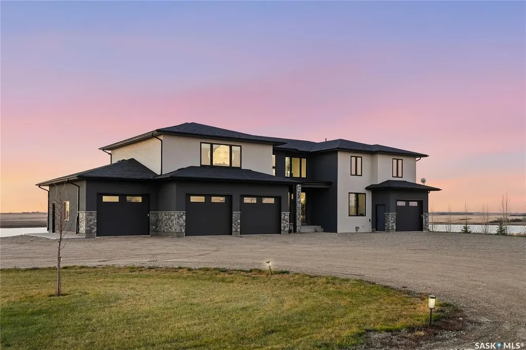 Rural Address Grant Rm No. 372 SK S0K 3W0