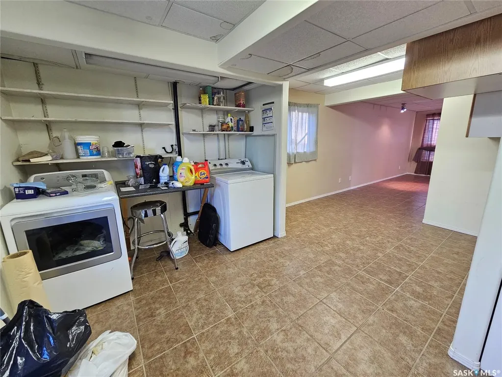 807 3rd Avenue W Meadow Lake SK S9X 1A2